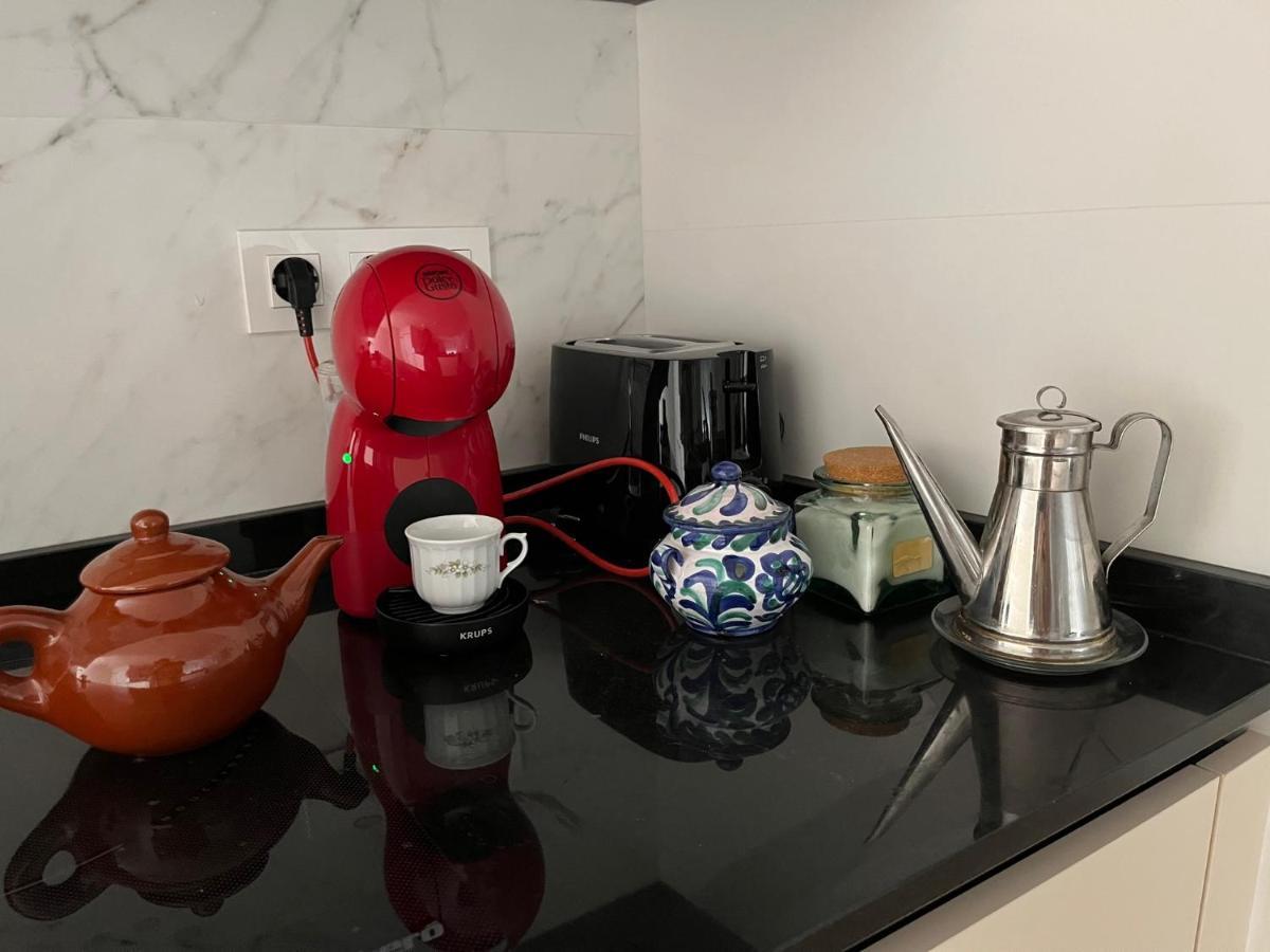 Precioso Apartamento Con Patio 格拉纳达 外观 照片