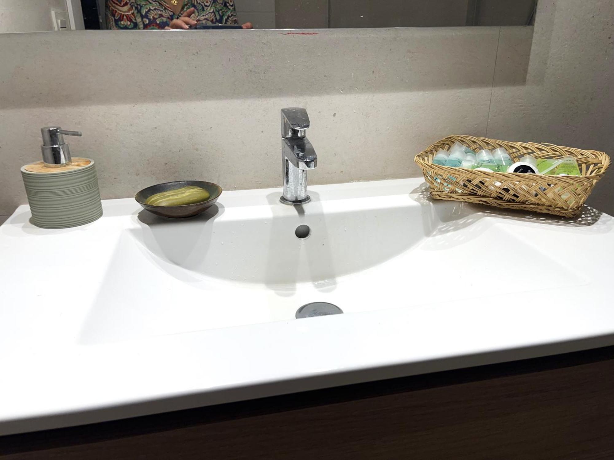 Precioso Apartamento Con Patio 格拉纳达 外观 照片